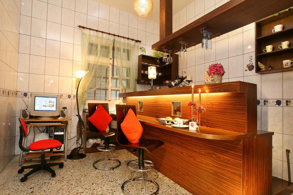 Sweetheart Homestay Luodong Extérieur photo