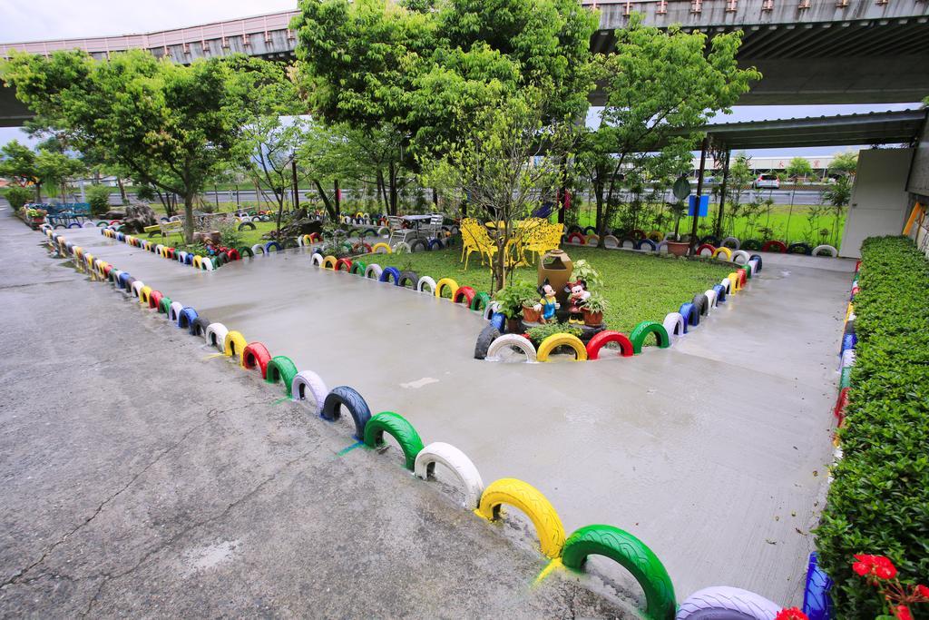 Sweetheart Homestay Luodong Extérieur photo